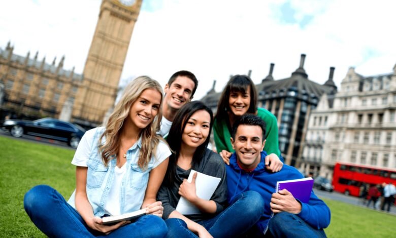 Adjust to a New Culture When Studying Abroad