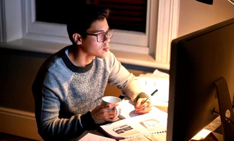 Stay motivated while taking online classes